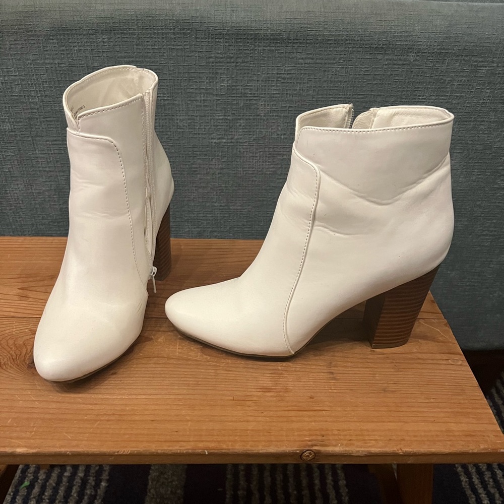 MIA white leather ankle boots